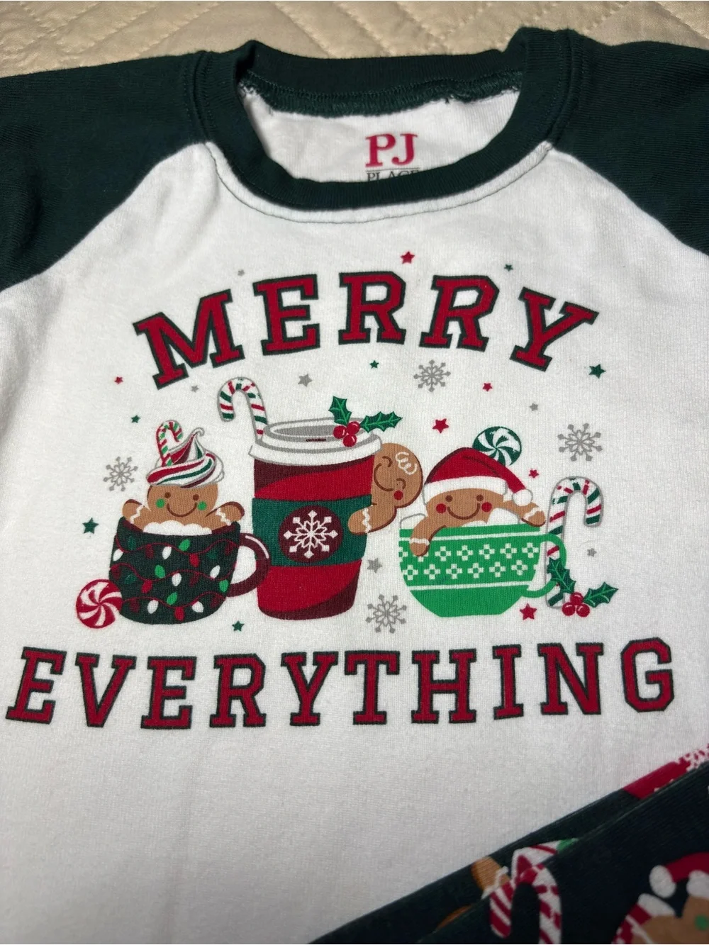 Children’s Place 5T Merry Everything Pajama Set